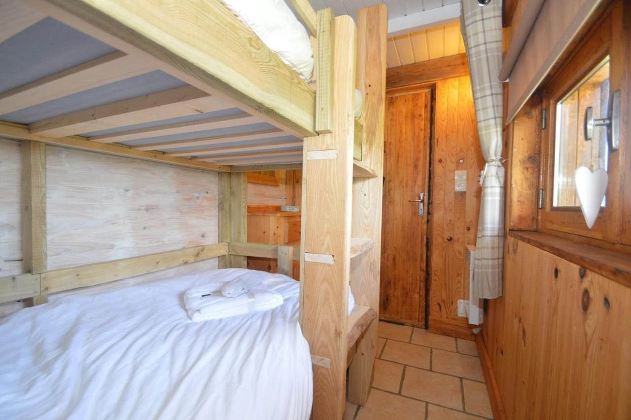 Le Petit Chalet-Leard Jarrier 外观 照片